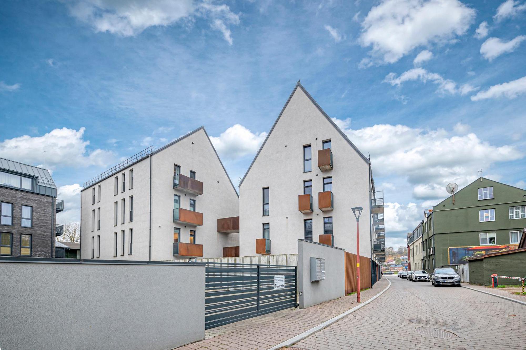 Brand New Studio In Old Town By Hostlovers Kaunas Eksteriør billede