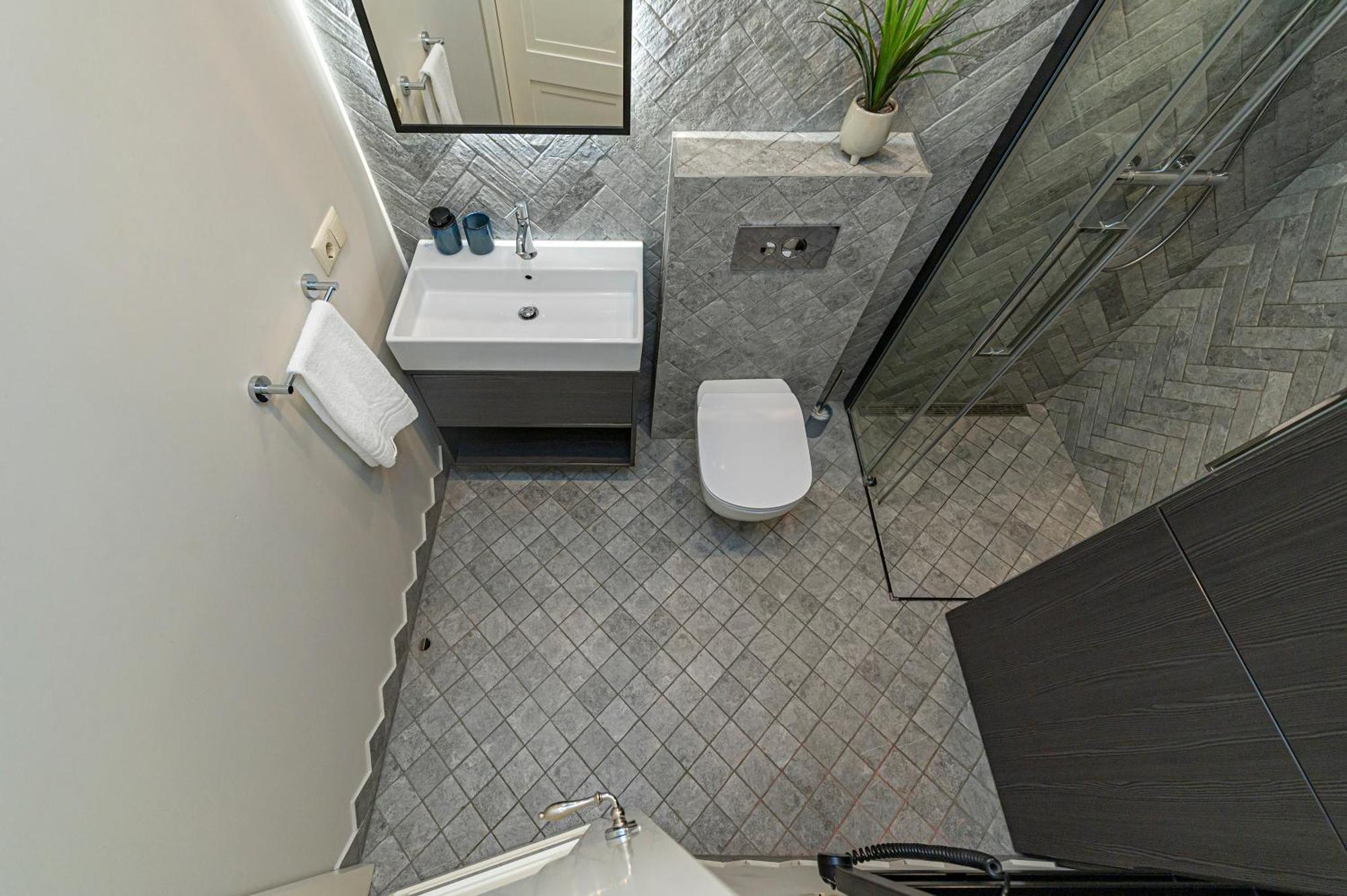 Brand New Studio In Old Town By Hostlovers Kaunas Eksteriør billede