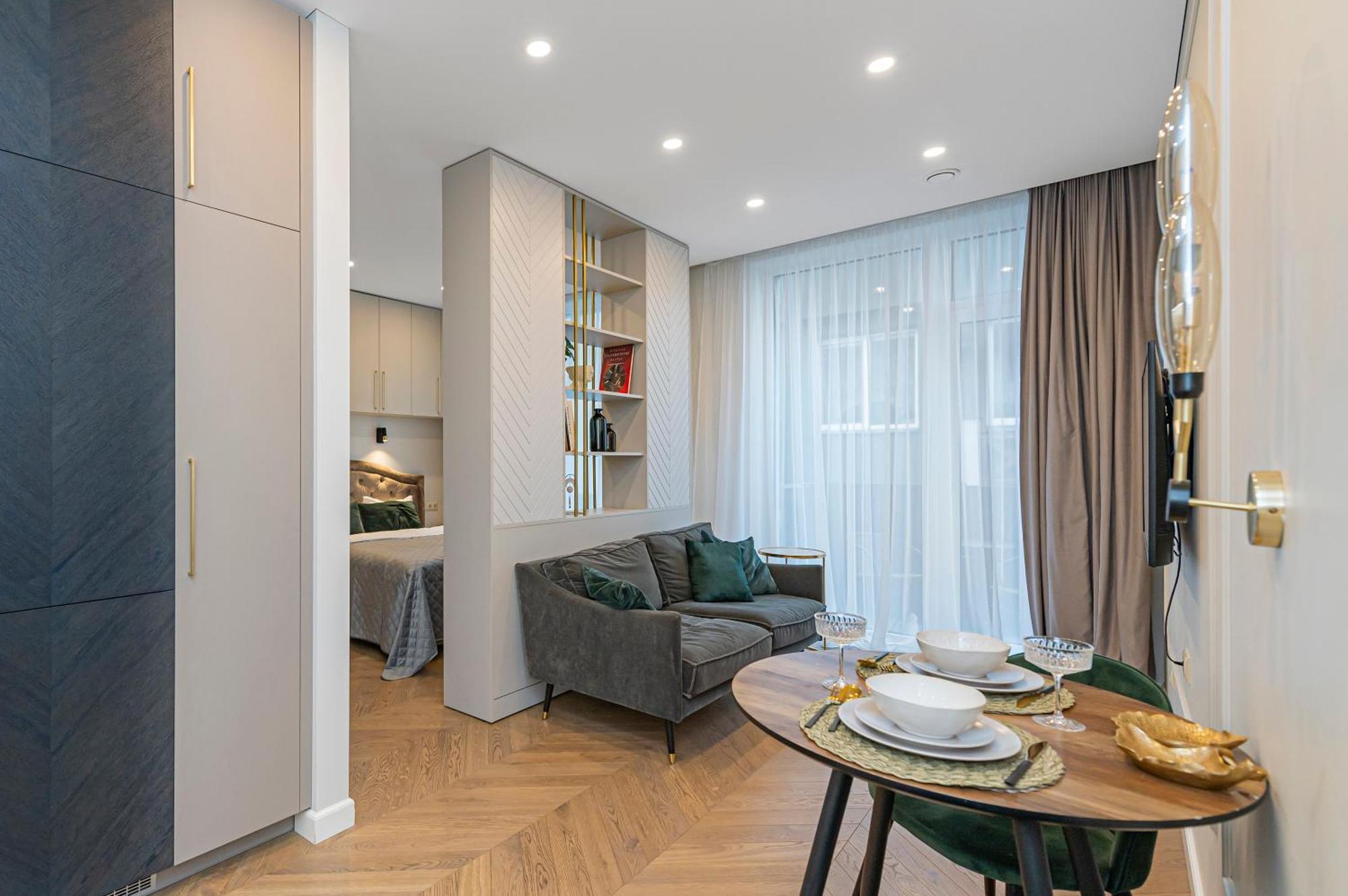 Brand New Studio In Old Town By Hostlovers Kaunas Eksteriør billede